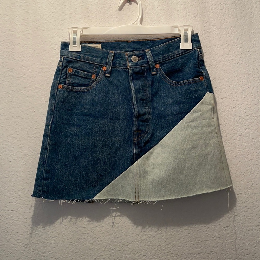 Jean Levi skirt. 2 toned.